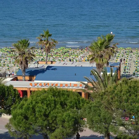 Quattro Palme 2* 托尔托雷托