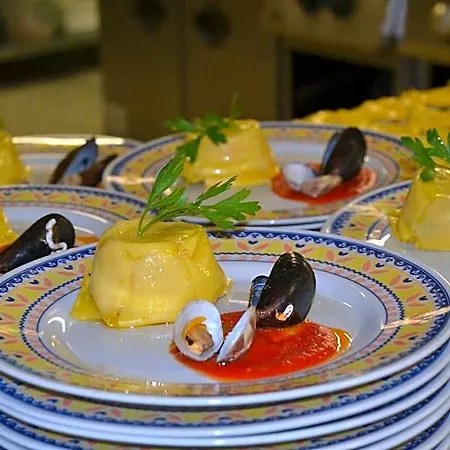Hotel Quattro Palme 2*