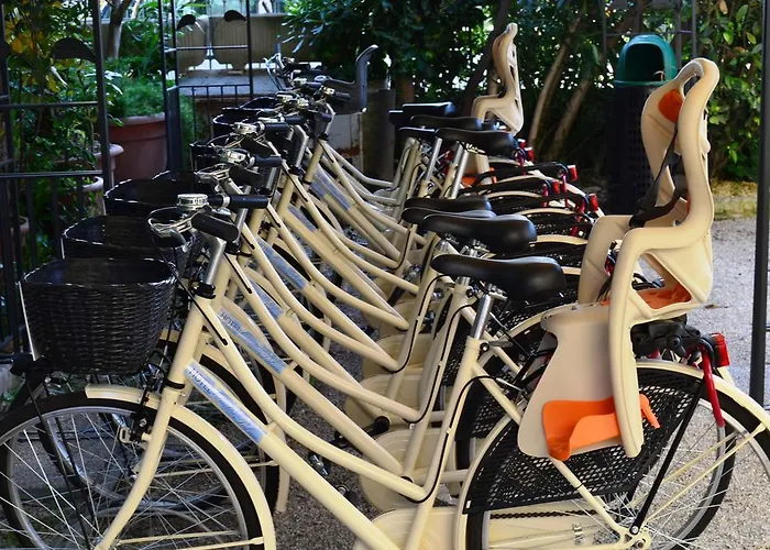 Hotel Quattropalme 2*