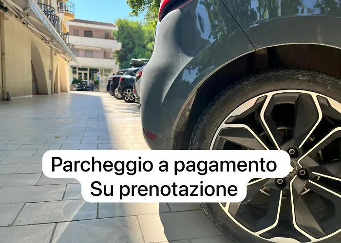 Quattropalme Hotel 2*